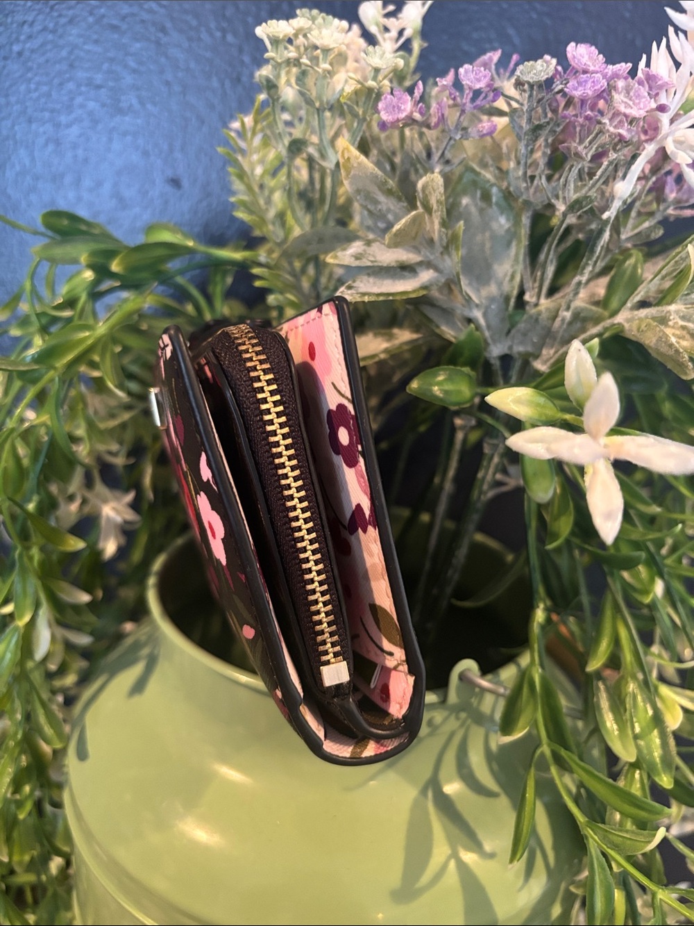 kate spade Black Floral Zip Cosmetic Pouch with Pink & Red Flowers - Picture 8 of 10